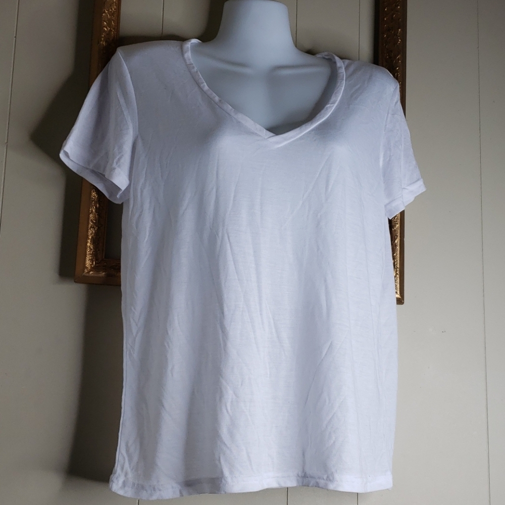 BP White Basic V Neck Tee